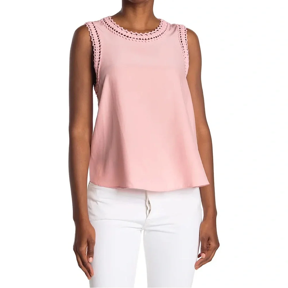 🔥🔥🔥NEW Cinq a Sept Ellina Lace Trim Silk Blouse - Picture 1 of 3